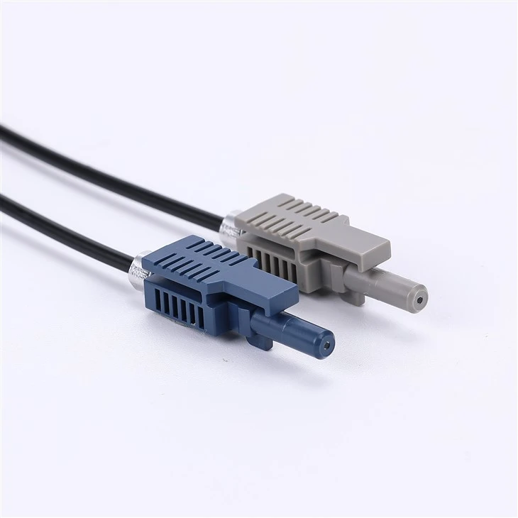 HFBR-4503 シンプレックス ラッチング コネクタ